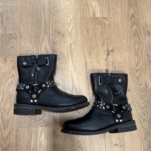 Harley-Davidson Black Leather Boots with Orange Tag